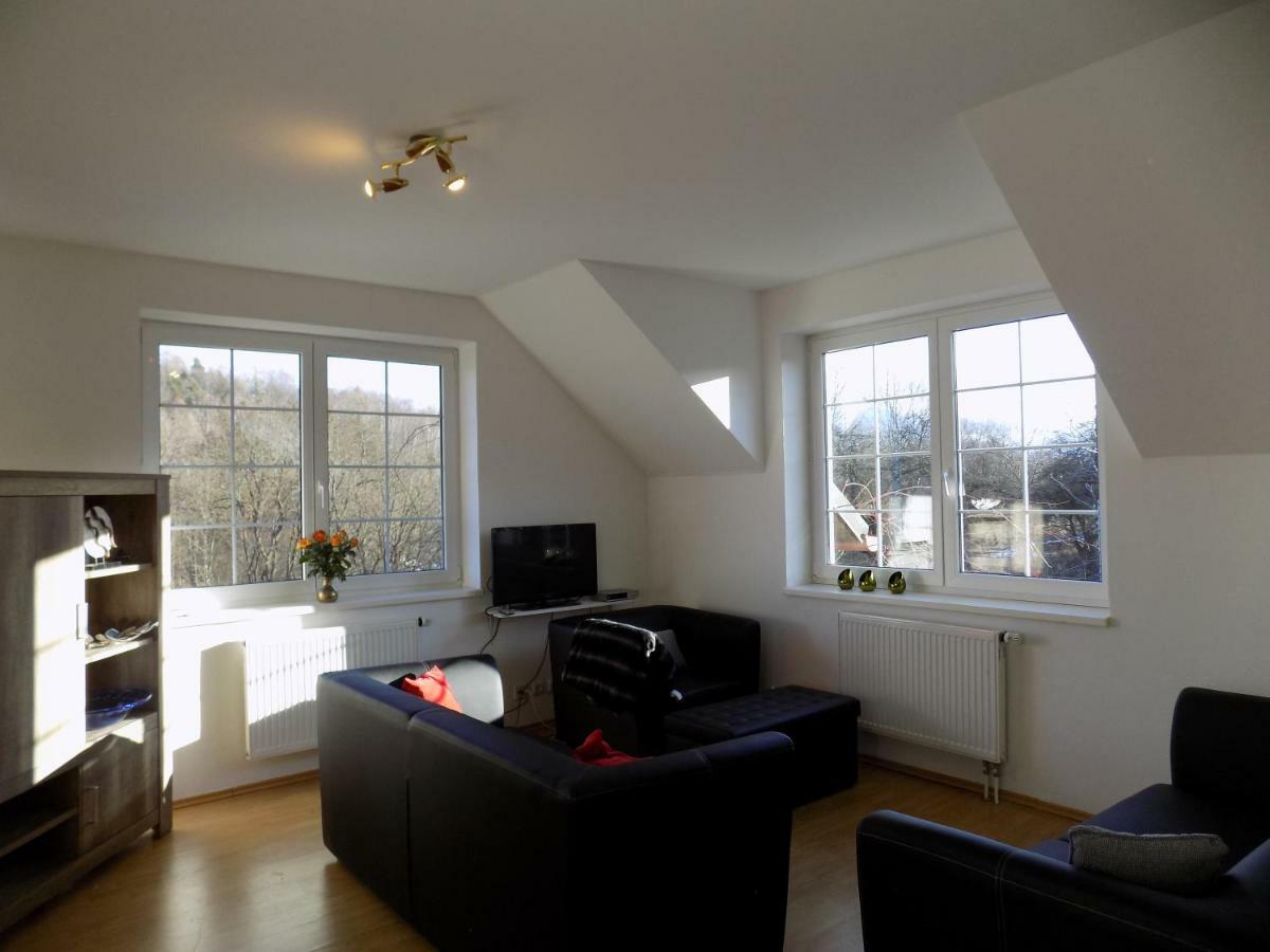 Landhaus Florian Apartment Rovensko pod Troskami Luaran gambar