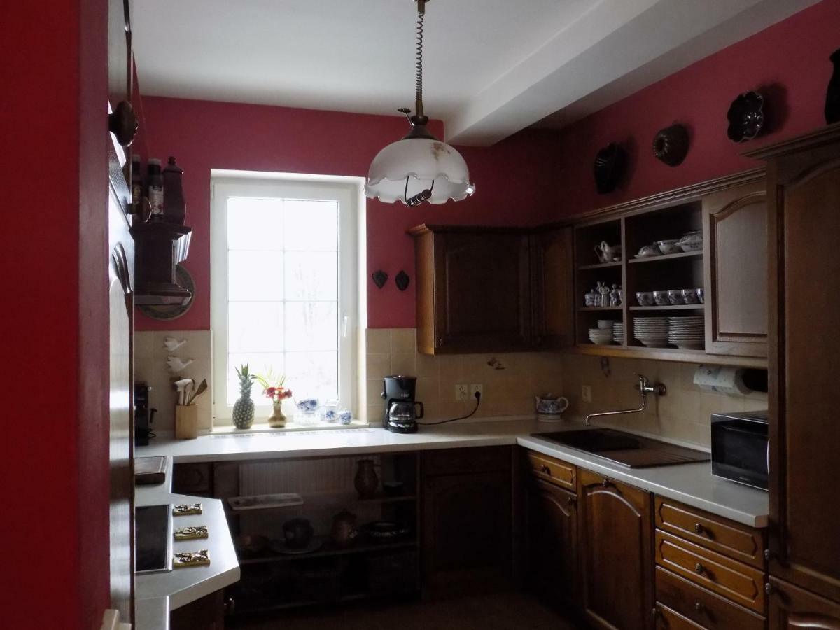 Landhaus Florian Apartment Rovensko pod Troskami Luaran gambar